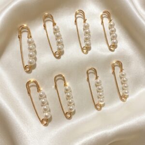 Golden Pearl Mini Brooches – 8-Piece Set